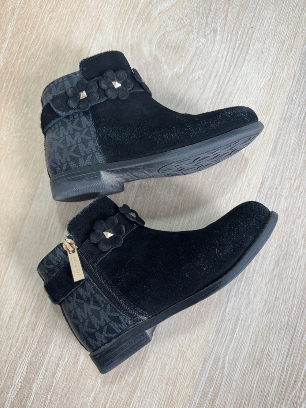 Michael Kors Black Suede Girls Ankle Boots with Flower Accent - Picture 3 of 7